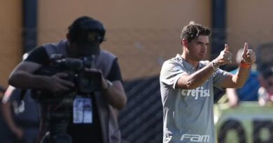 Abel diz que empate do Palmeiras foi justo